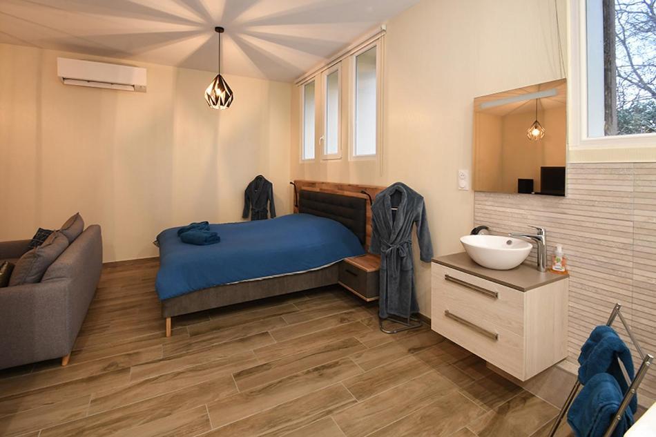 Ravissant Loft avec jacuzzi pour séjours détente Strasburgo Esterno foto